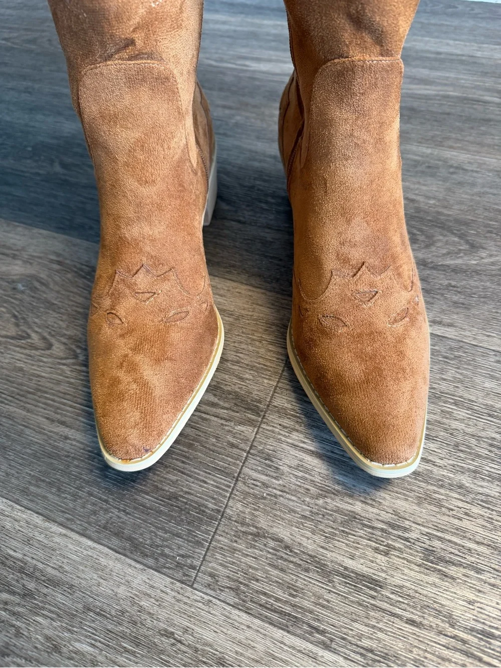 Women's Over-the-Knee Suede Cowboy Boots - Tan